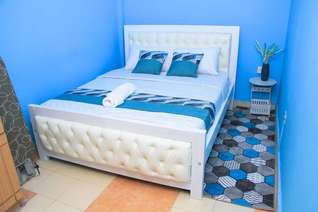 Cozy Homes 1 Bedroom House With Wi-Fi King Size Bed. Free Parking Naivasha Exterior foto